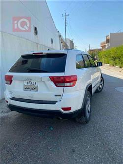 جیپ گراند شیرۆکی